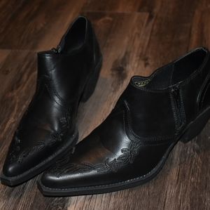 Roper Black Embroidered Booty